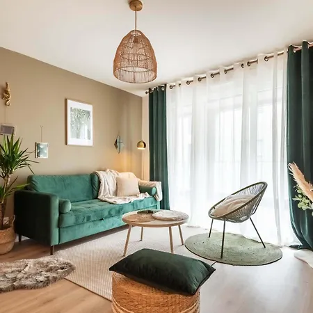 Le Petit Anjou, Cocon Chaleureux Et Apaisant Apartment *