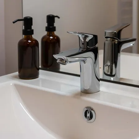 Le Petit Anjou, Cocon Chaleureux Et Apaisant Angers