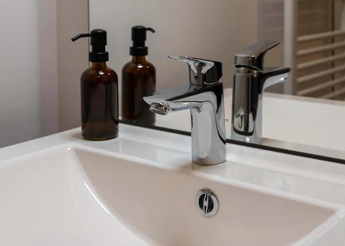 Le Petit Anjou, Cocon Chaleureux Et Apaisant Анже