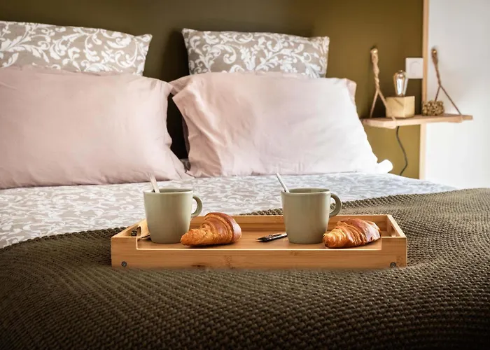 Le Petit Anjou, Cocon Chaleureux Et Apaisant * Анже